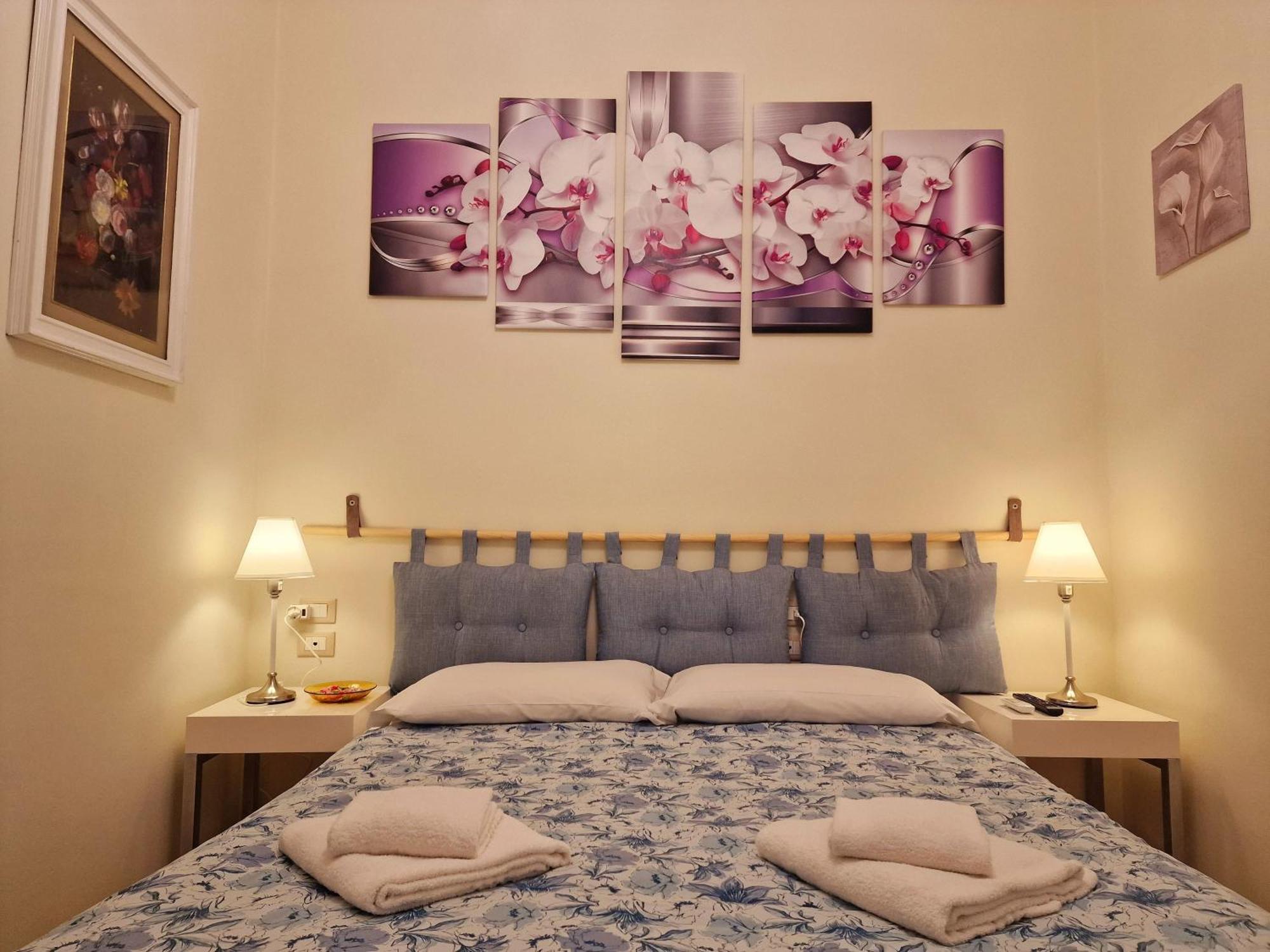 Gasthuis Au Jardin De Florence, 3 Bedrooms, 3 Bathrooms&1 Garden *