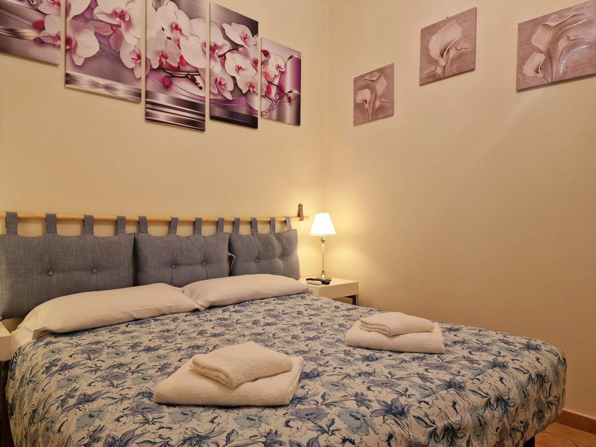 Au Jardin De Florence, 3 Bedrooms, 3 Bathrooms&1 Garden Gasthuis