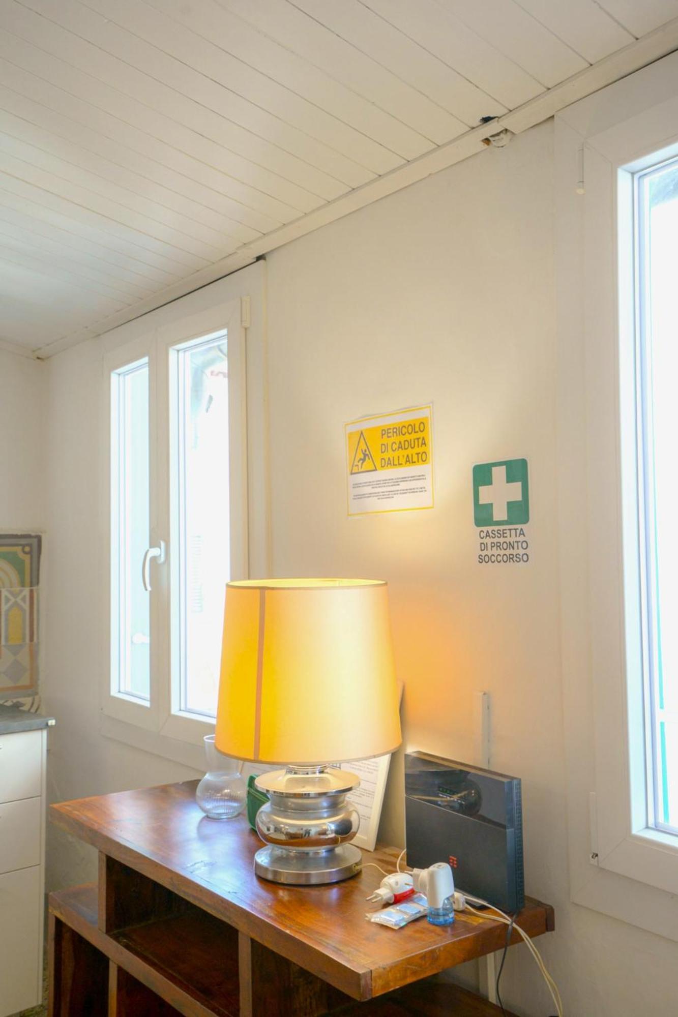 Lovely & Charming 1br- 7 Min Walk By The Duomo Apartamento Florença