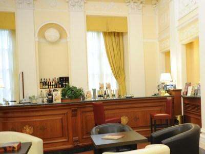 Hotell California 4*