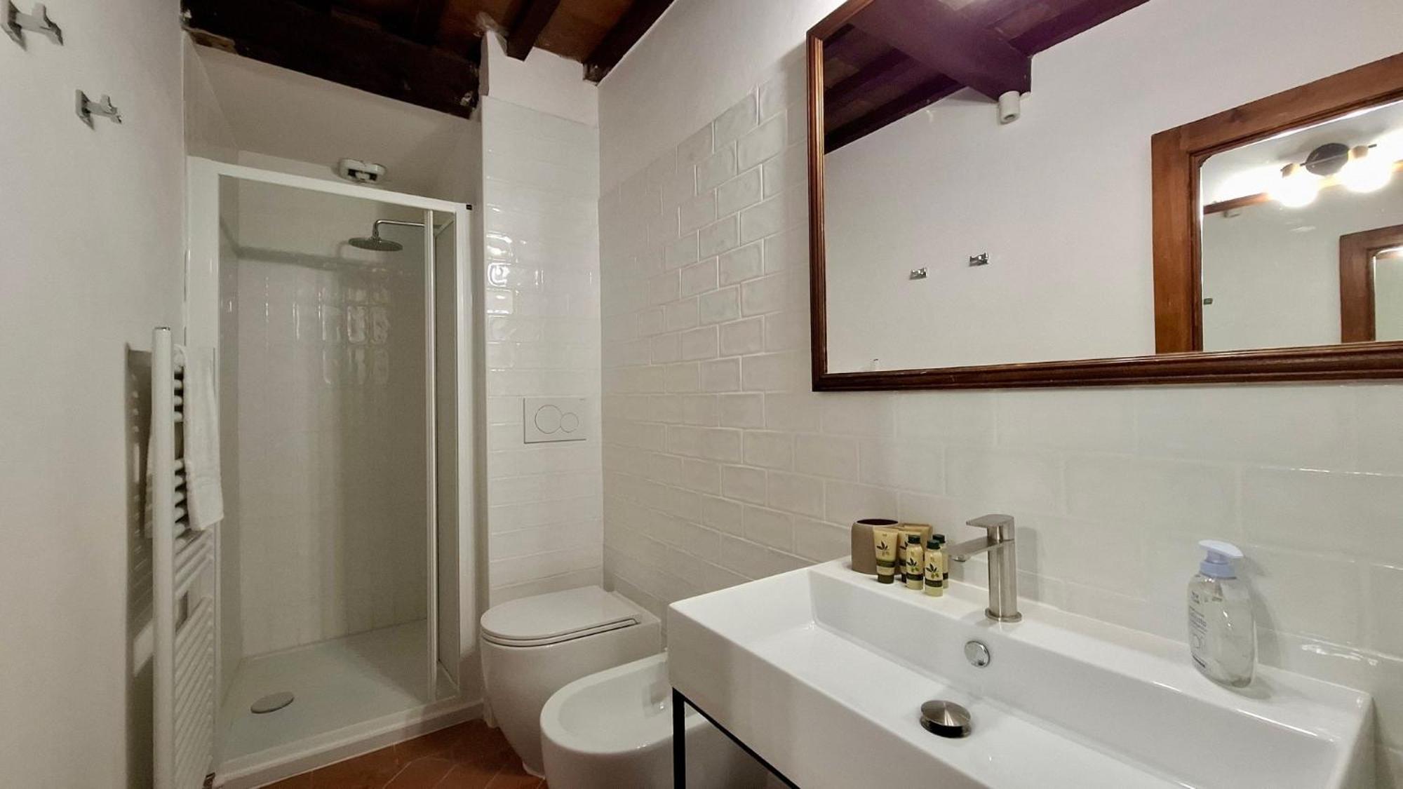 Lejlighed Aurora's, Renaissance Suite, Historic Apartment, Pivot Location, Few Walks From All, Ac Bedroom Firenze