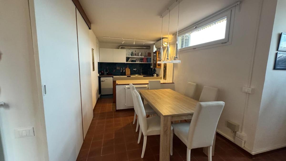 Apartamento Small Penthouse With A Terrace Florença