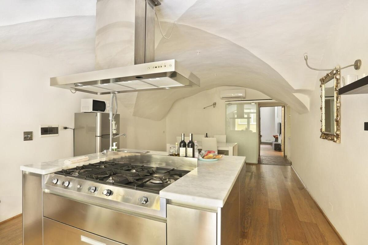 Appartamento Historic Loft In The Heart Of