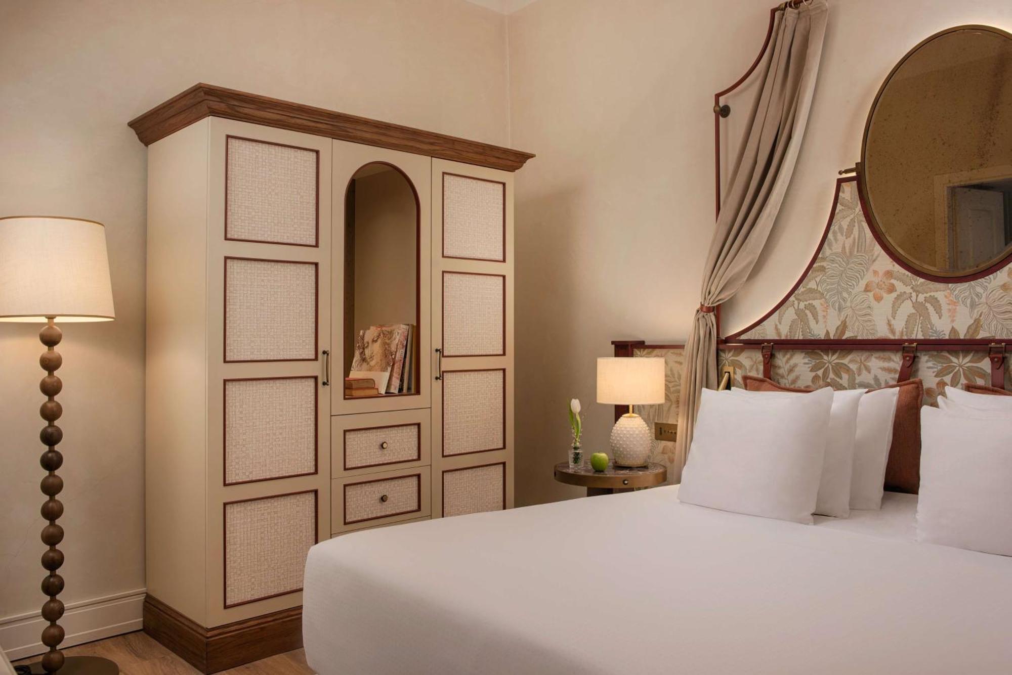 Nh Collection Porta Rossa Hotel 5*
