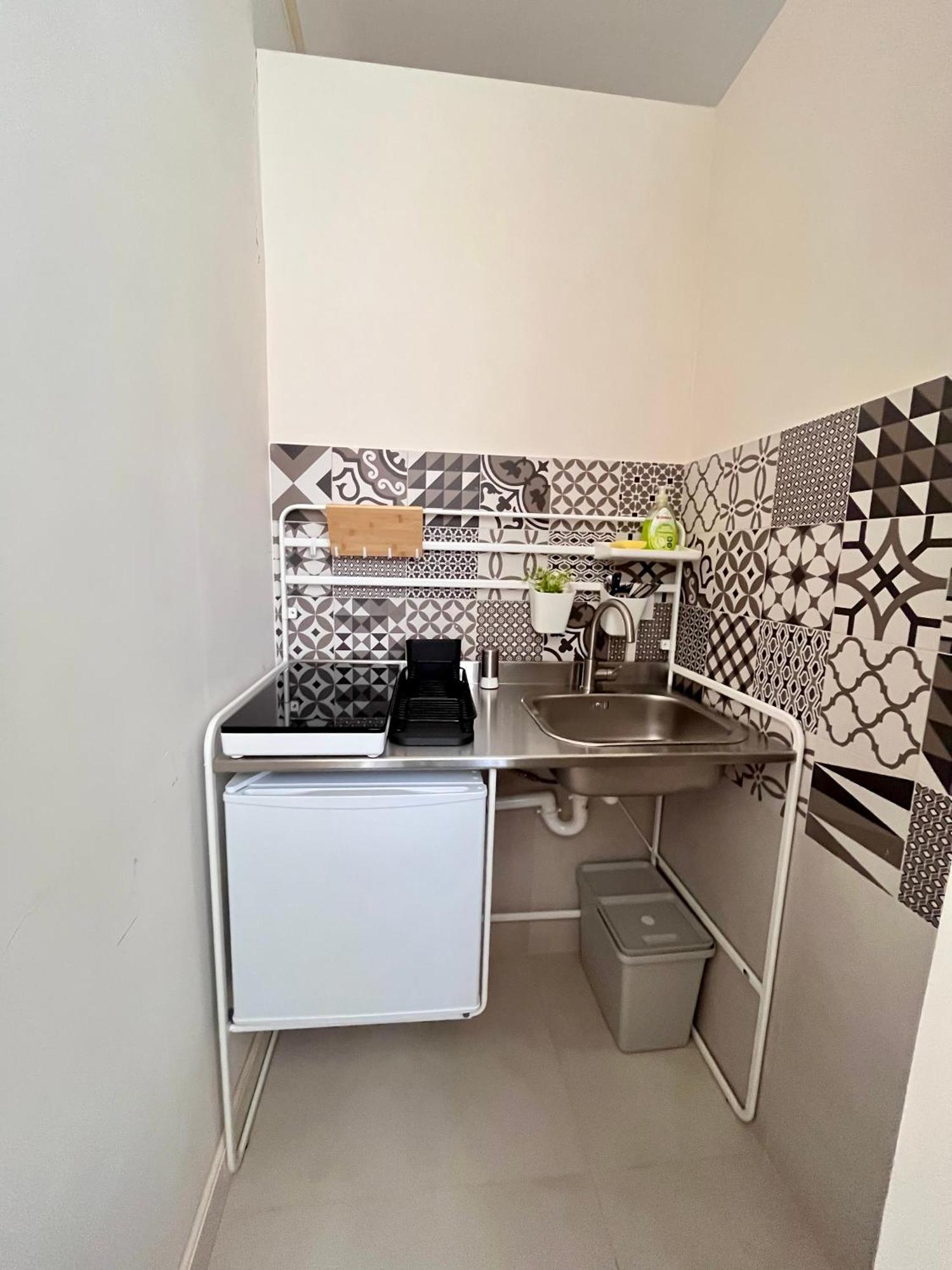 Appartement Stop&sleep Monolocali Essenziali A 5 Min Dagli Uffizi Florence