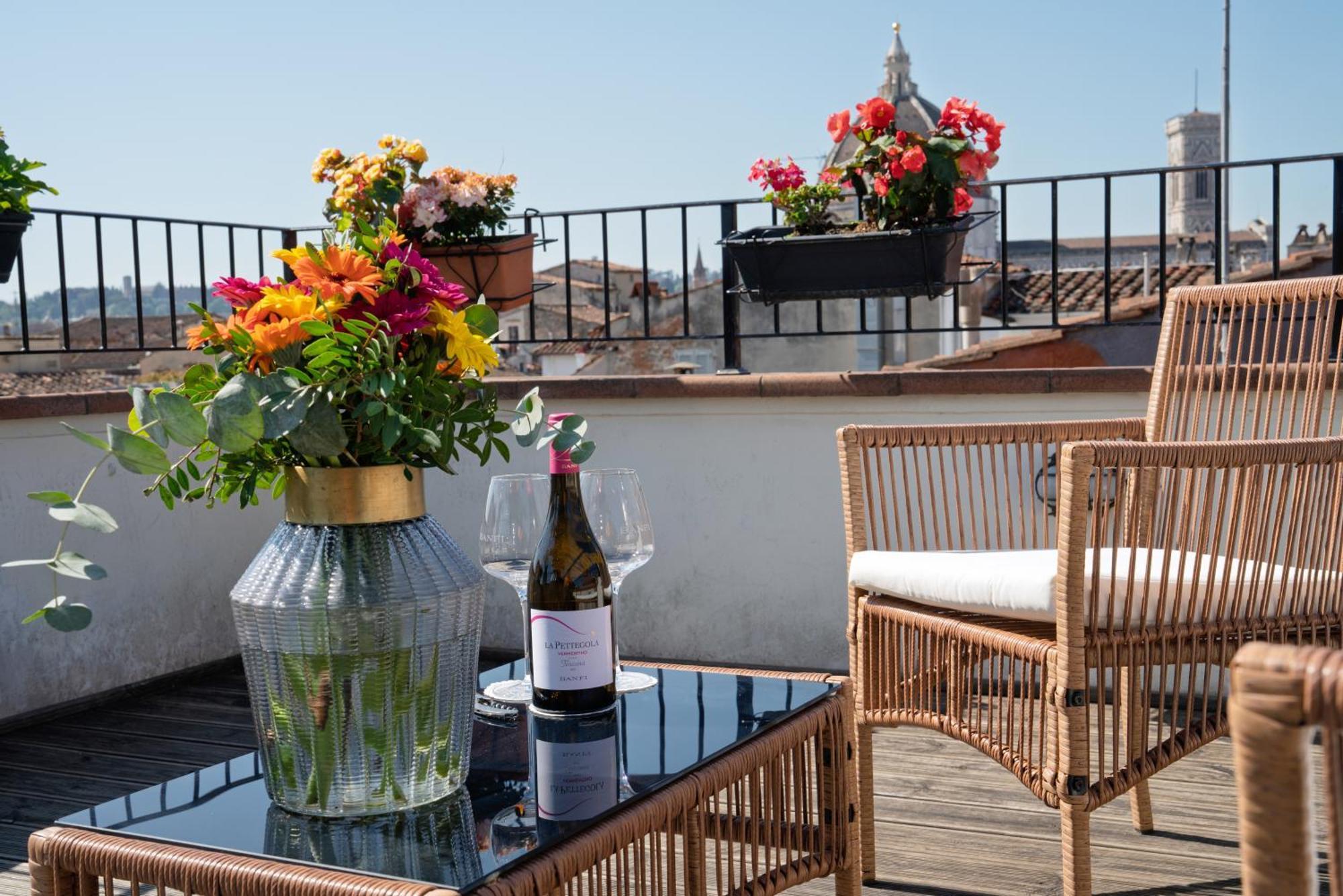 Residenza Conte Di Cavour & Rooftop Guest house 2*