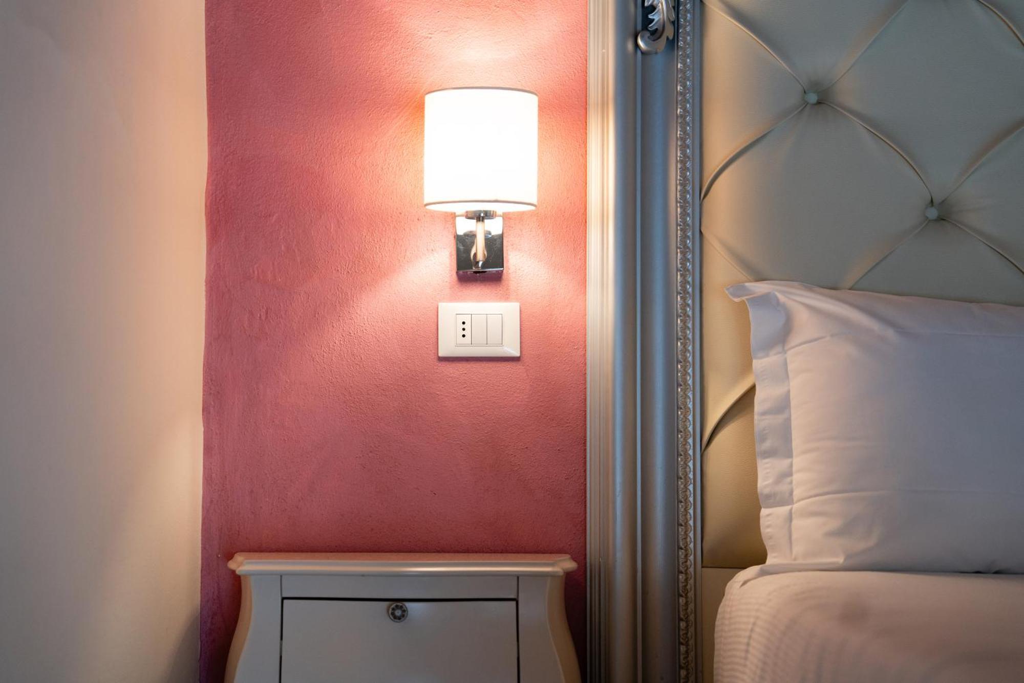 Residenza Conte Di Cavour & Rooftop Guest house Florence