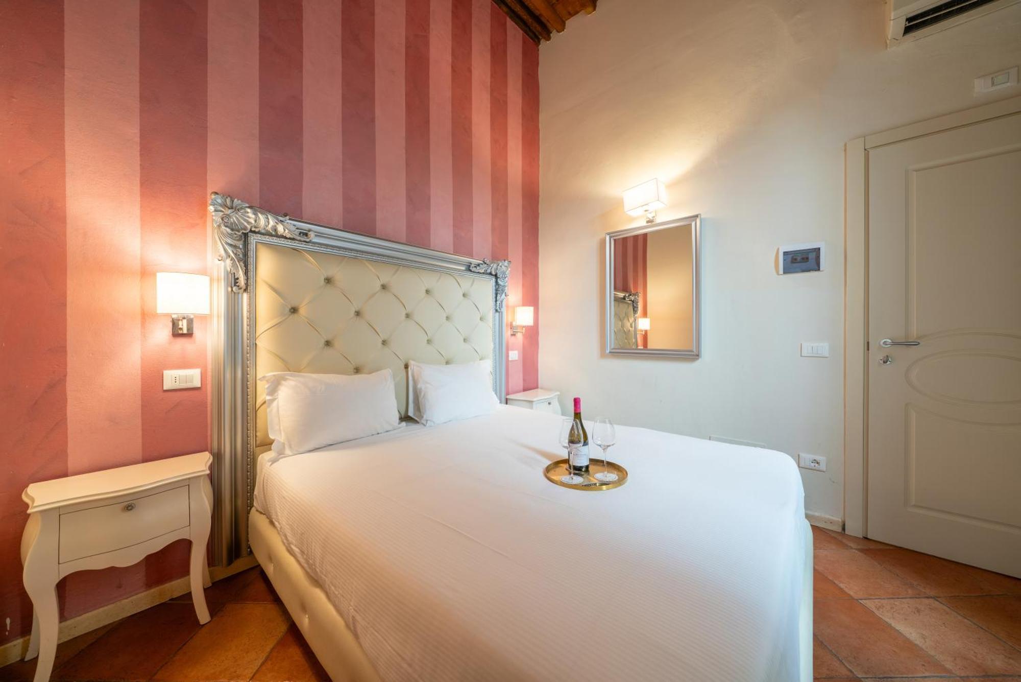 Residenza Conte Di Cavour & Rooftop Guest house 2*