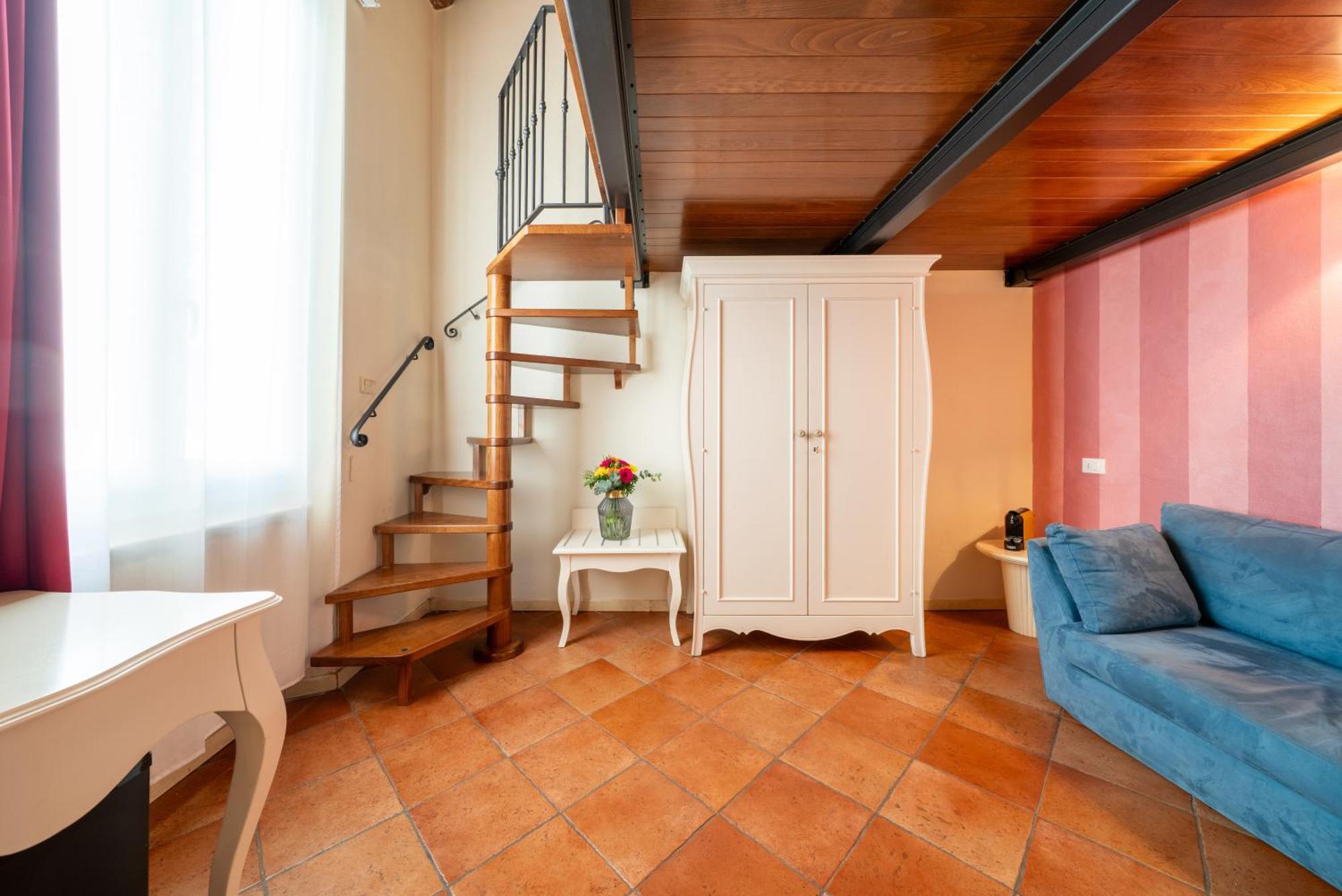Residenza Conte Di Cavour & Rooftop 2*