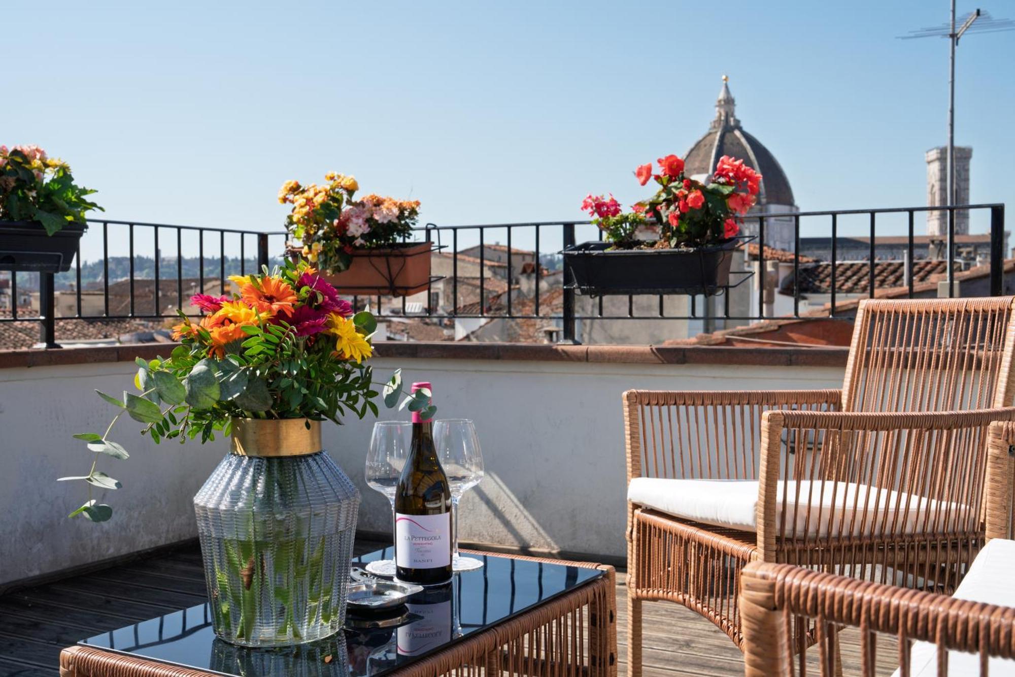 Residenza Conte Di Cavour & Rooftop Florence