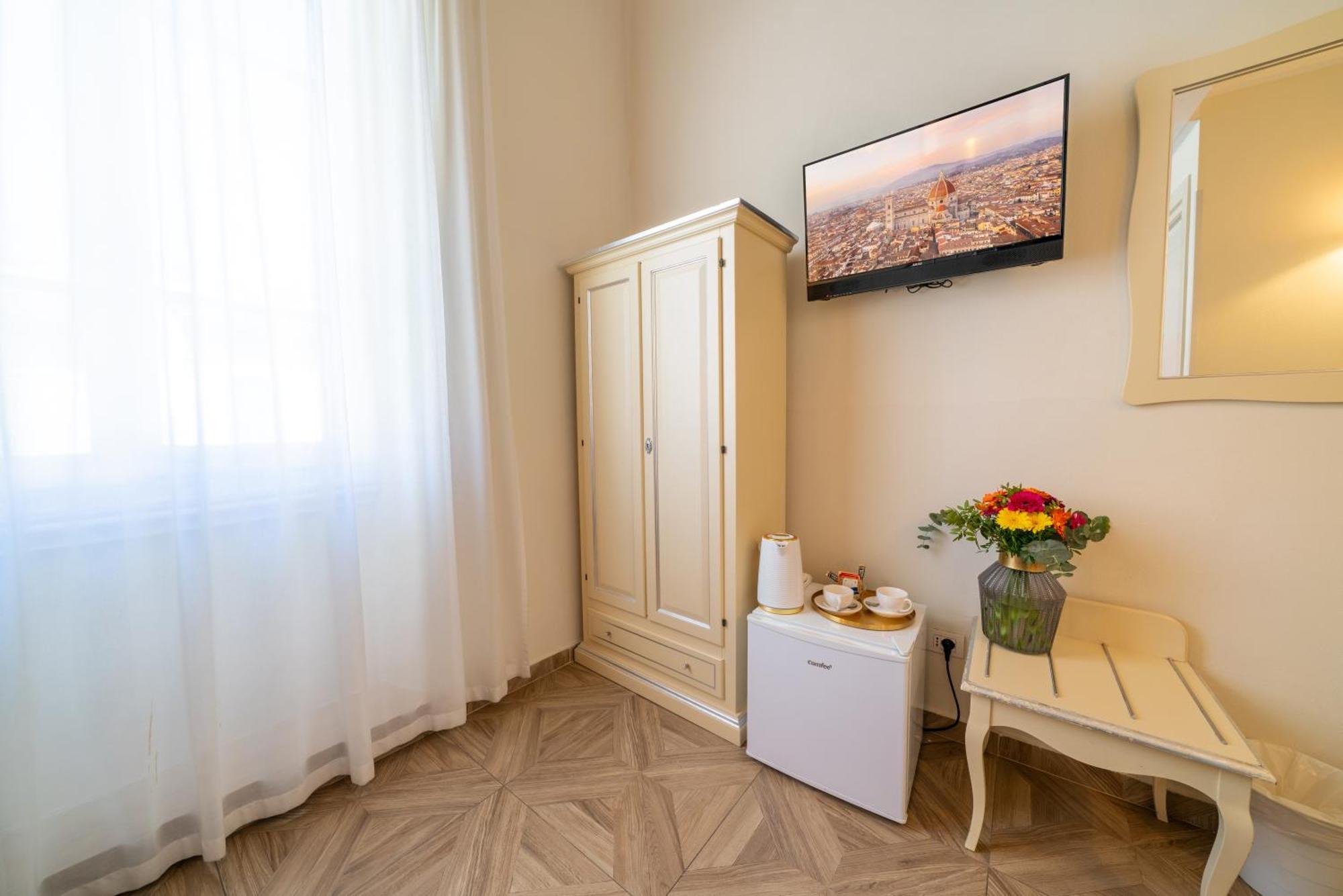 Residenza Conte Di Cavour & Rooftop Guest house