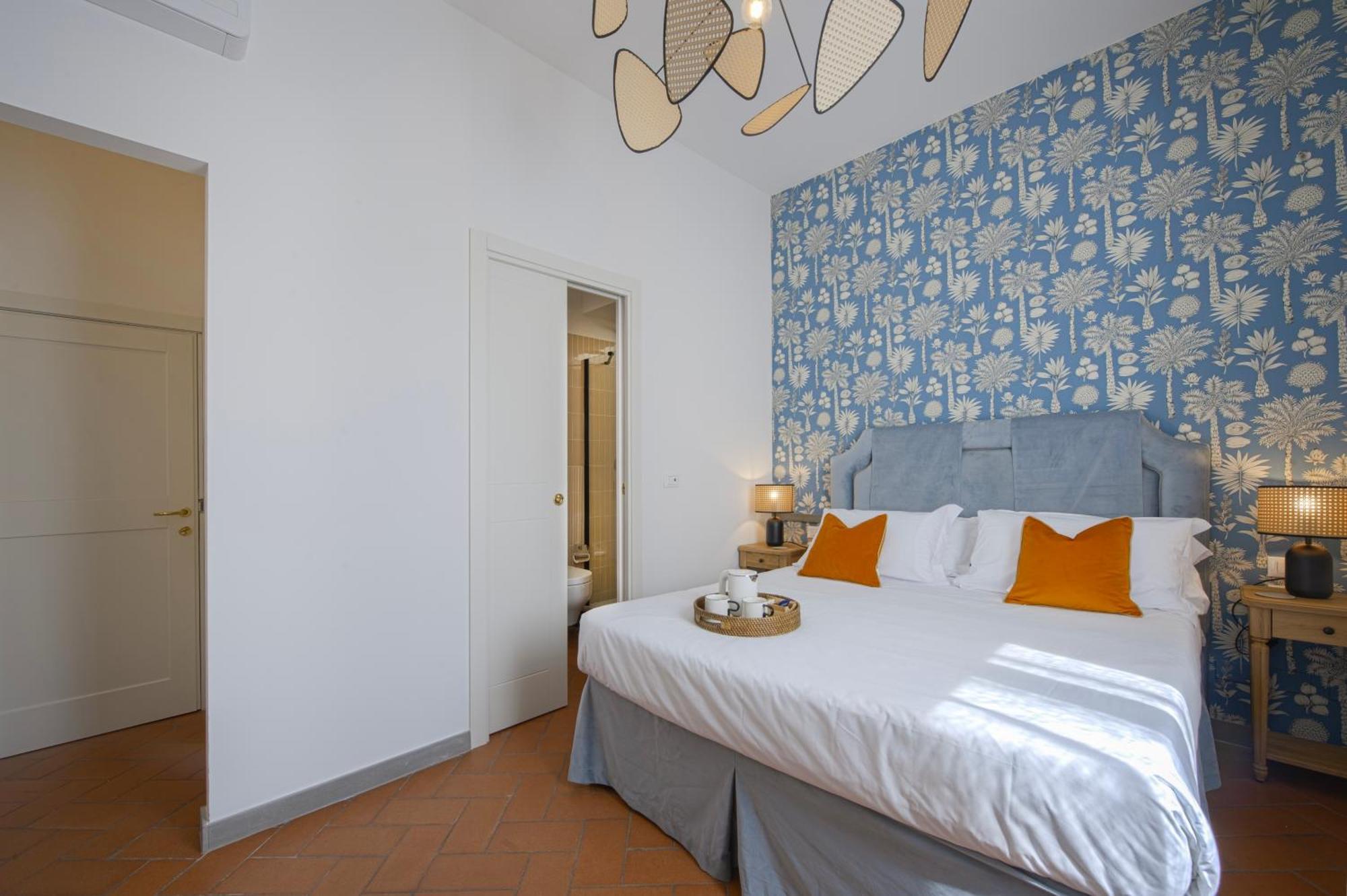 La Corticina - & -