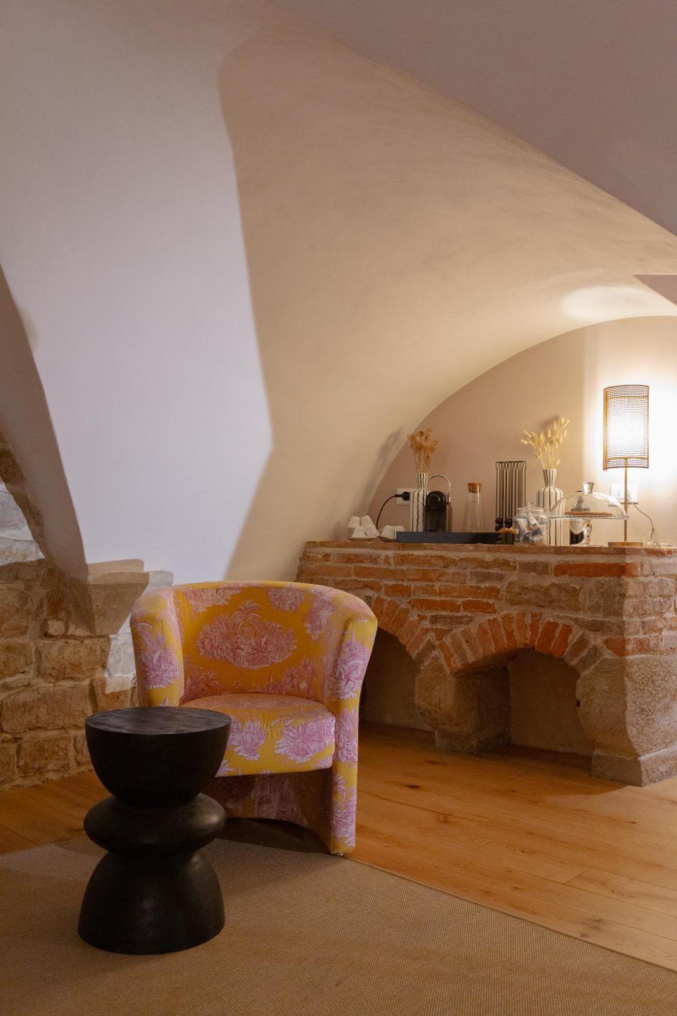 Lunaria - Fyodor Dostoyevsky's House Bed & Breakfast