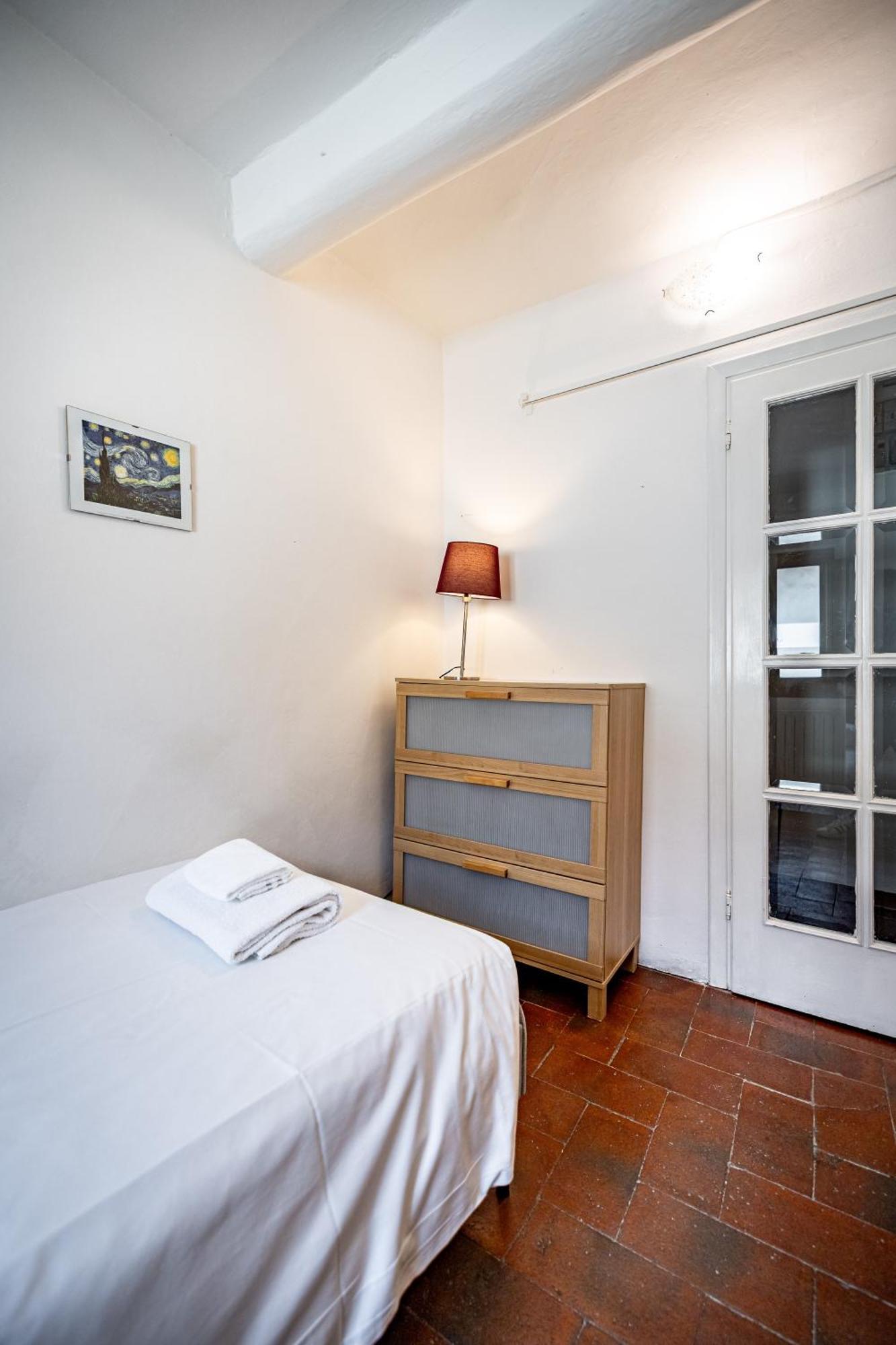 Apartment Roommo Viola Florence
