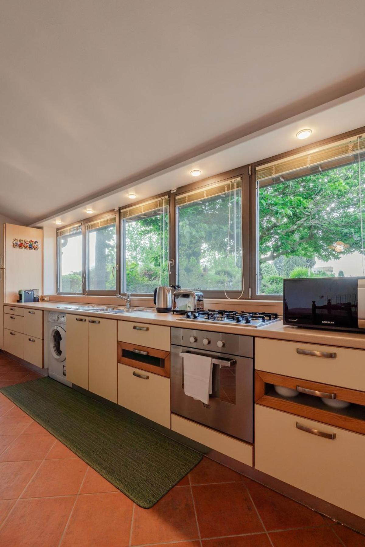 Feriehus La Serra-stunning Retreat In The Heart Of
