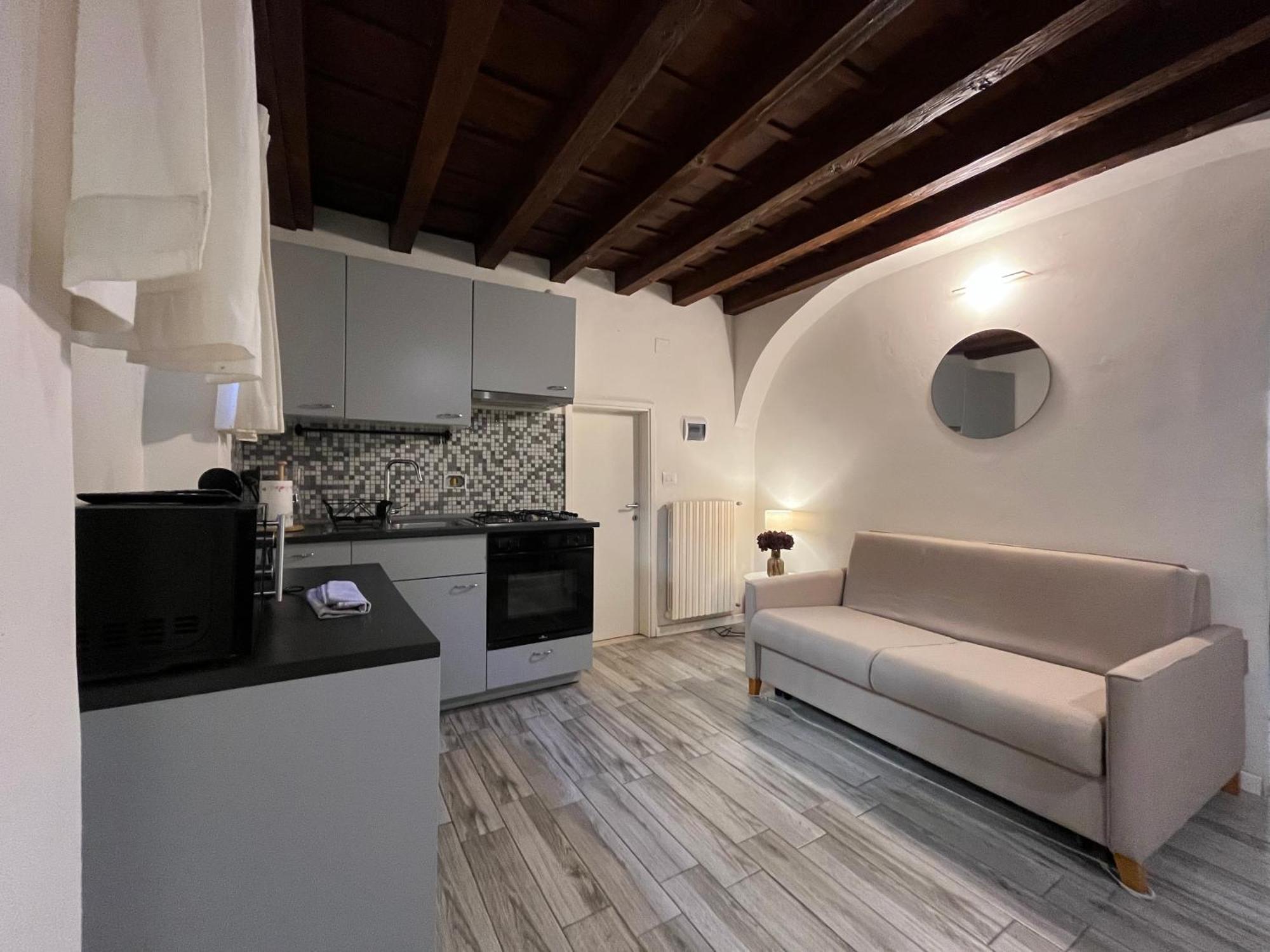Apartment Piccolo Rifugio In Santa Croce Florence