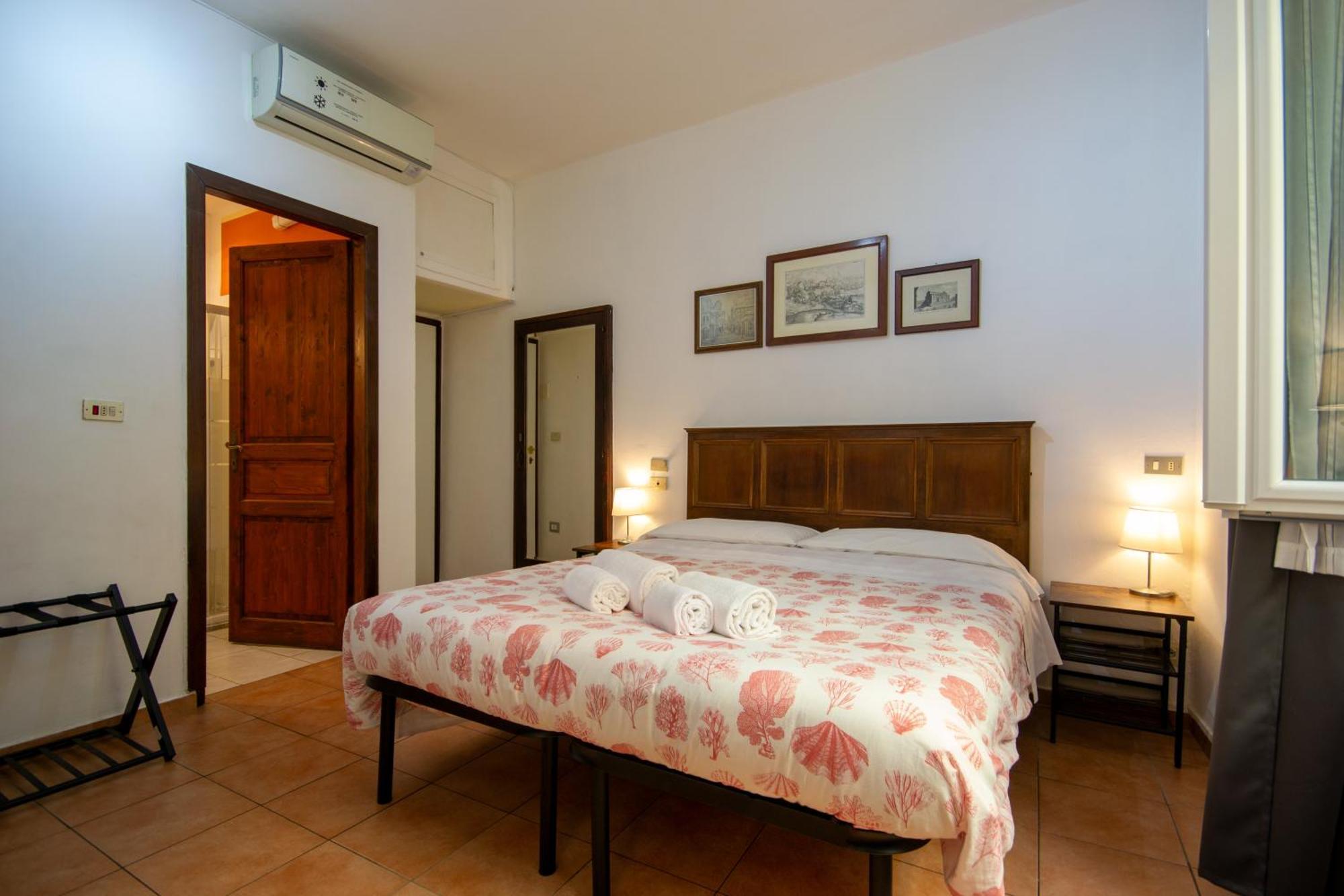 Casa de hóspedes Althea 2*