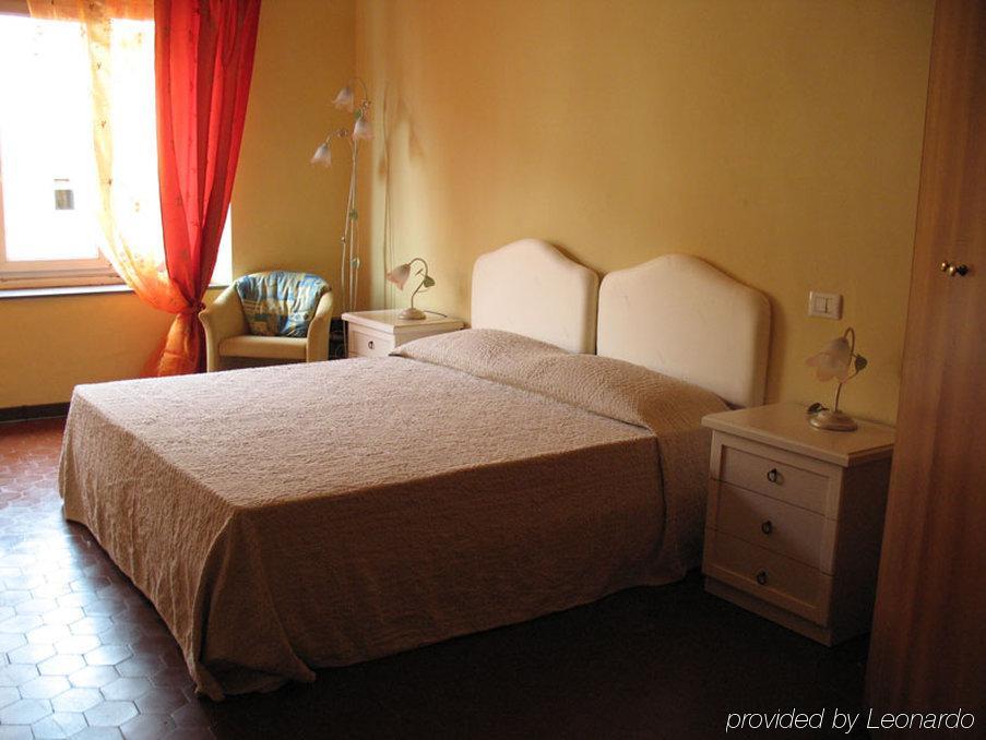 Laura - 3* Firenze