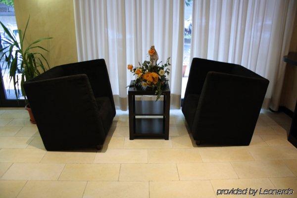 Airport Hotell