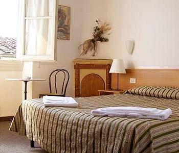 Residenza Le Rondini Casa de hóspedes 3*