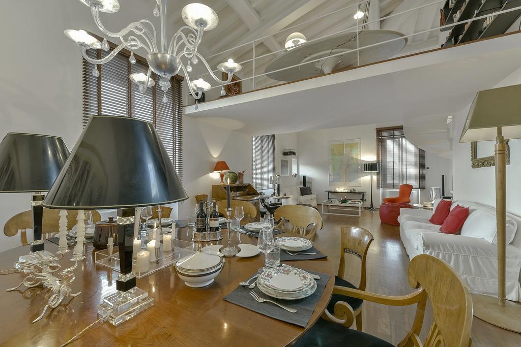 Apartment An Amazing In Oltrarno