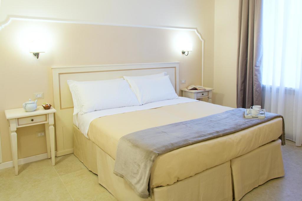 Dimora Salviati Bed & Breakfast 3*