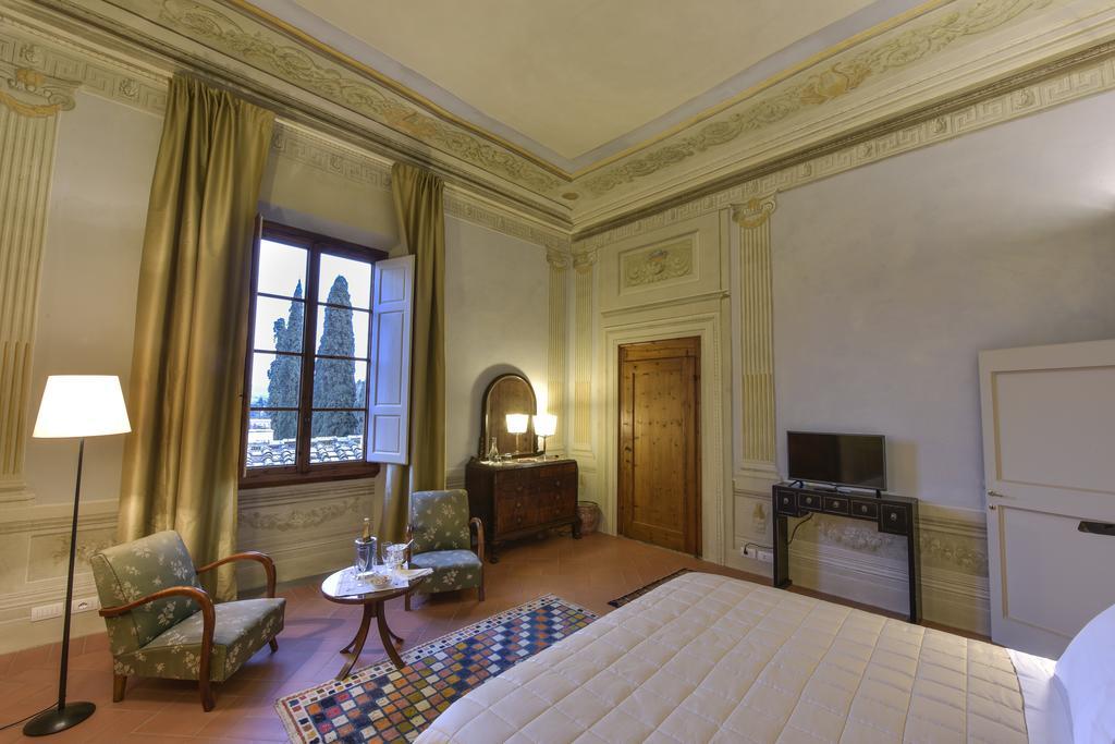 Torre Dei Lari Residenza D'epoca Bed & Breakfast Firenze