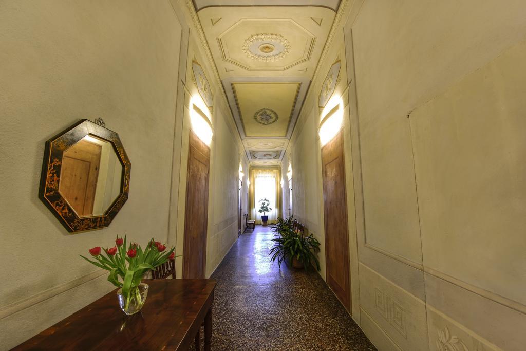 Torre Dei Lari Residenza D'epoca 3*