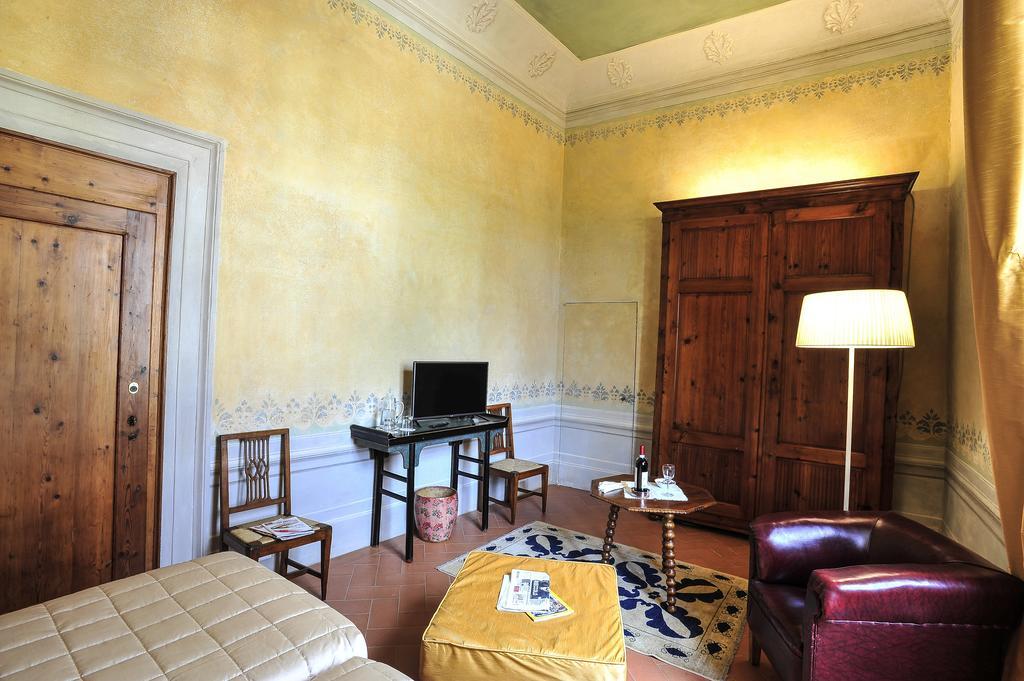 Torre Dei Lari Residenza D'epoca Bed & Breakfast