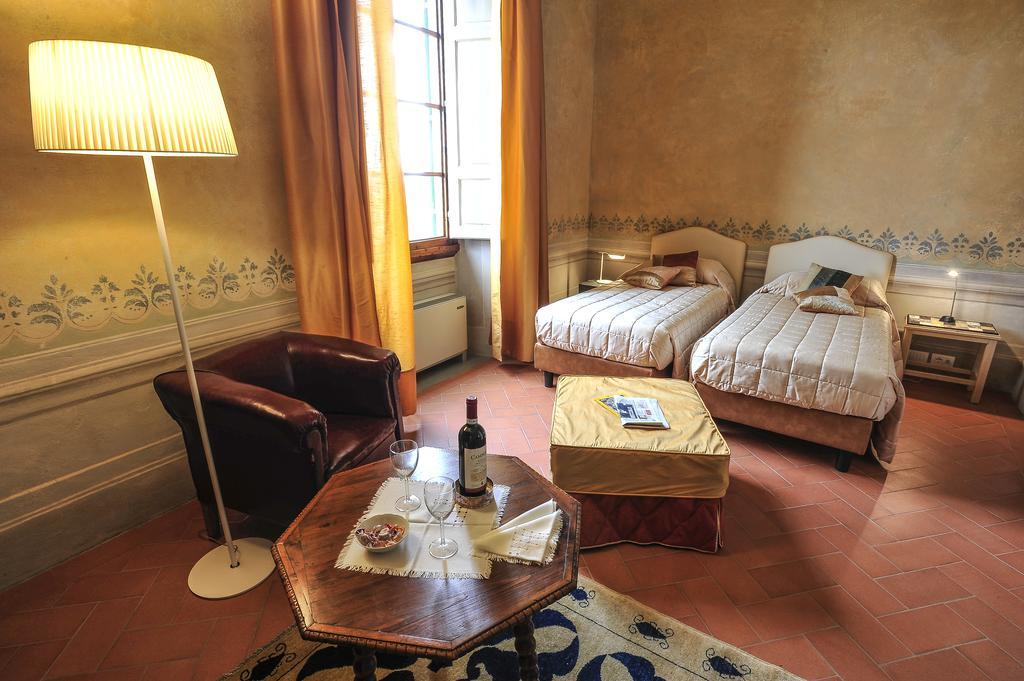 Bed & Breakfast Torre Dei Lari Residenza D'epoca