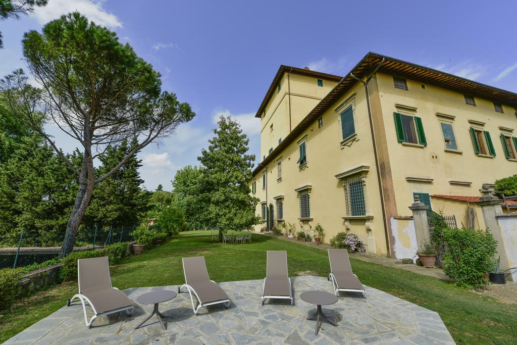 Torre Dei Lari Residenza D'epoca Bed & Breakfast Firenze