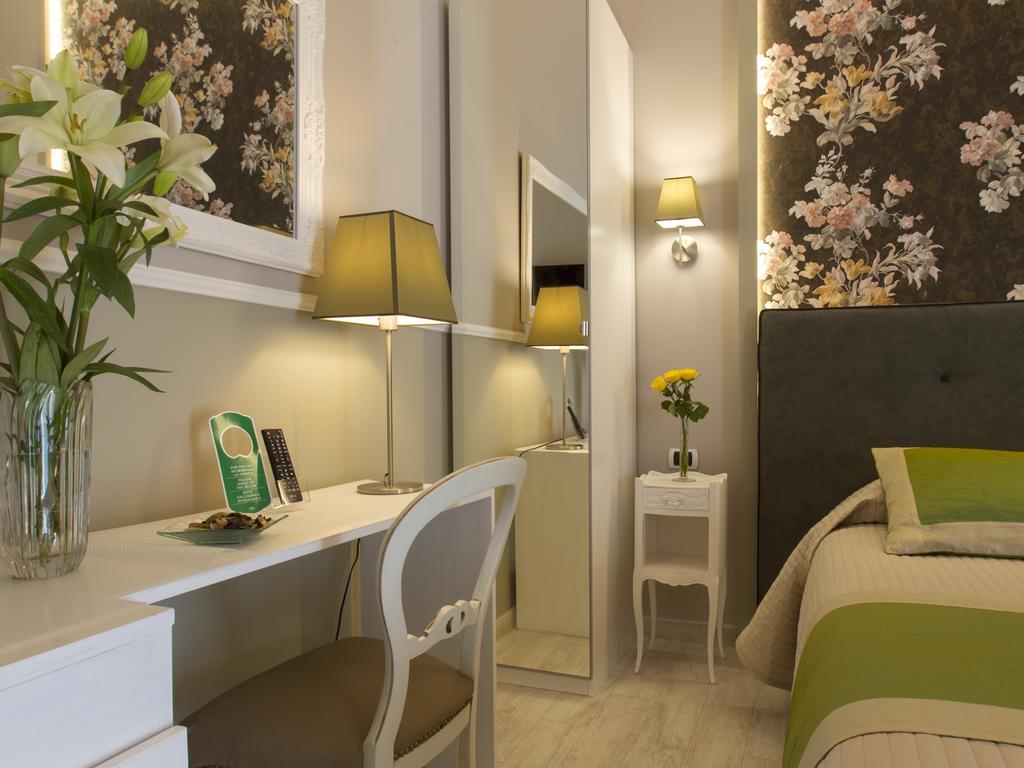 Di Mosconi Couette-café 3*