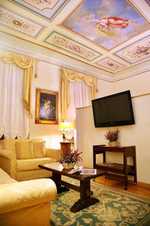 Tornabuoni La Petite Firenze