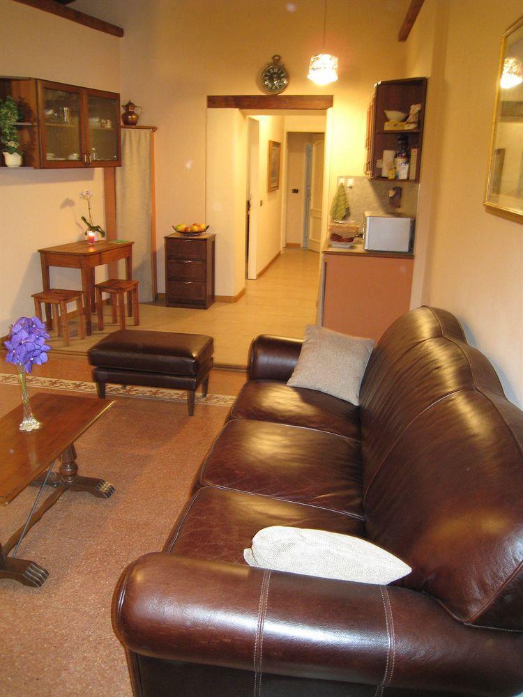 Gæstehus Sani Tourist House 3*
