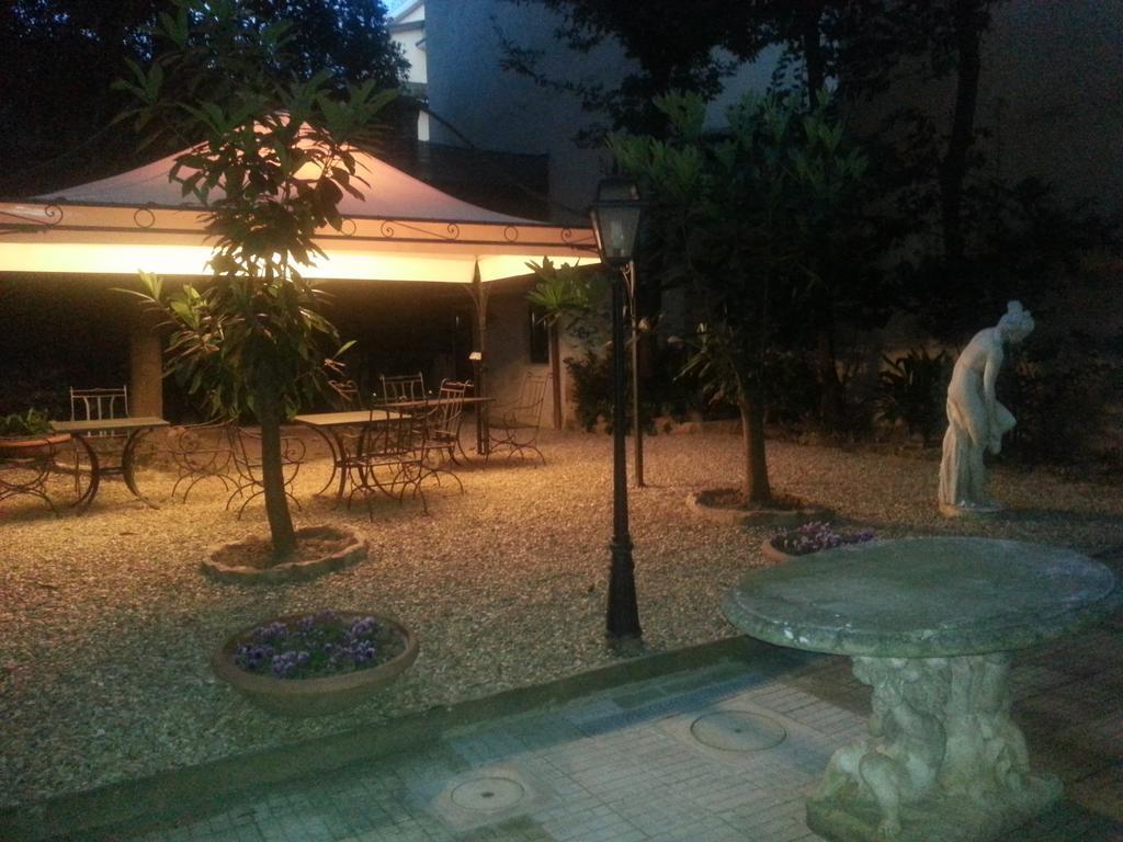 Appartamento Little Garden Donatello *