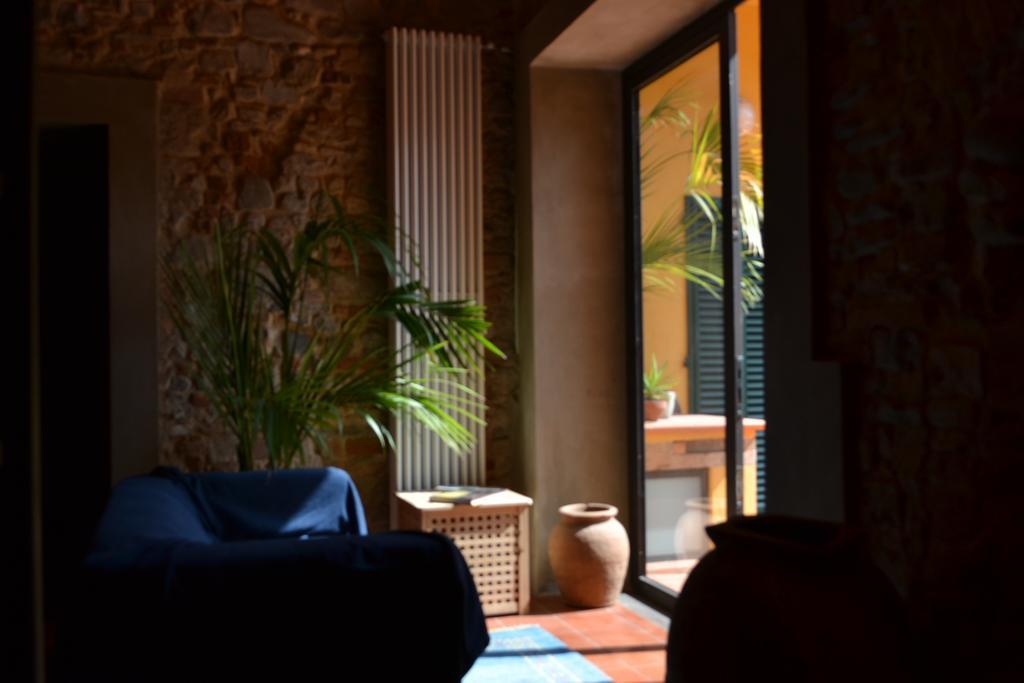 Couette-café Al Canto 2*