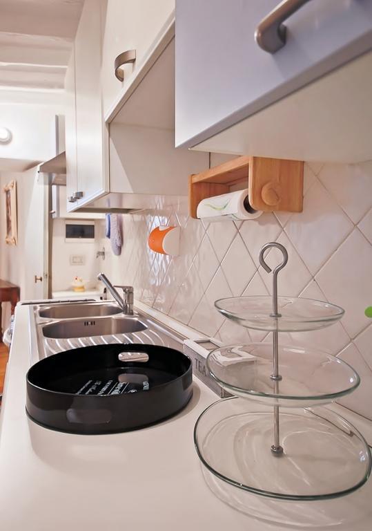 - Ghibellina 96 * Firenze