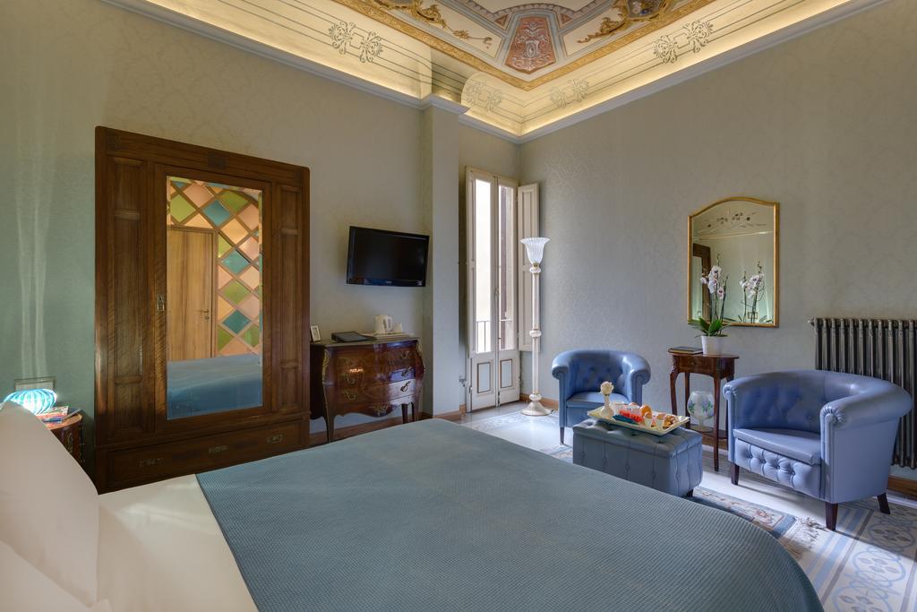 Cavour10