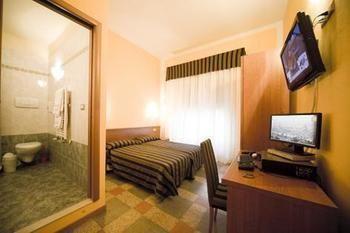Bed & Breakfast Maison De Charme 2*