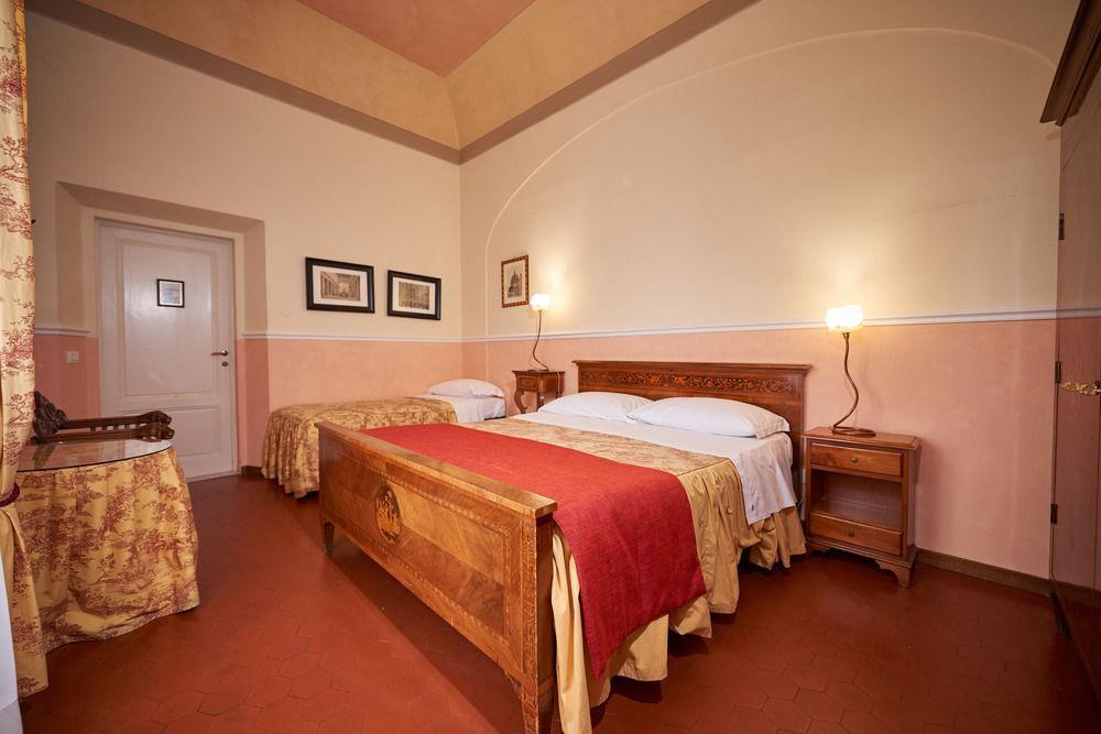 Ape Rosa Relais Couette-café Florence