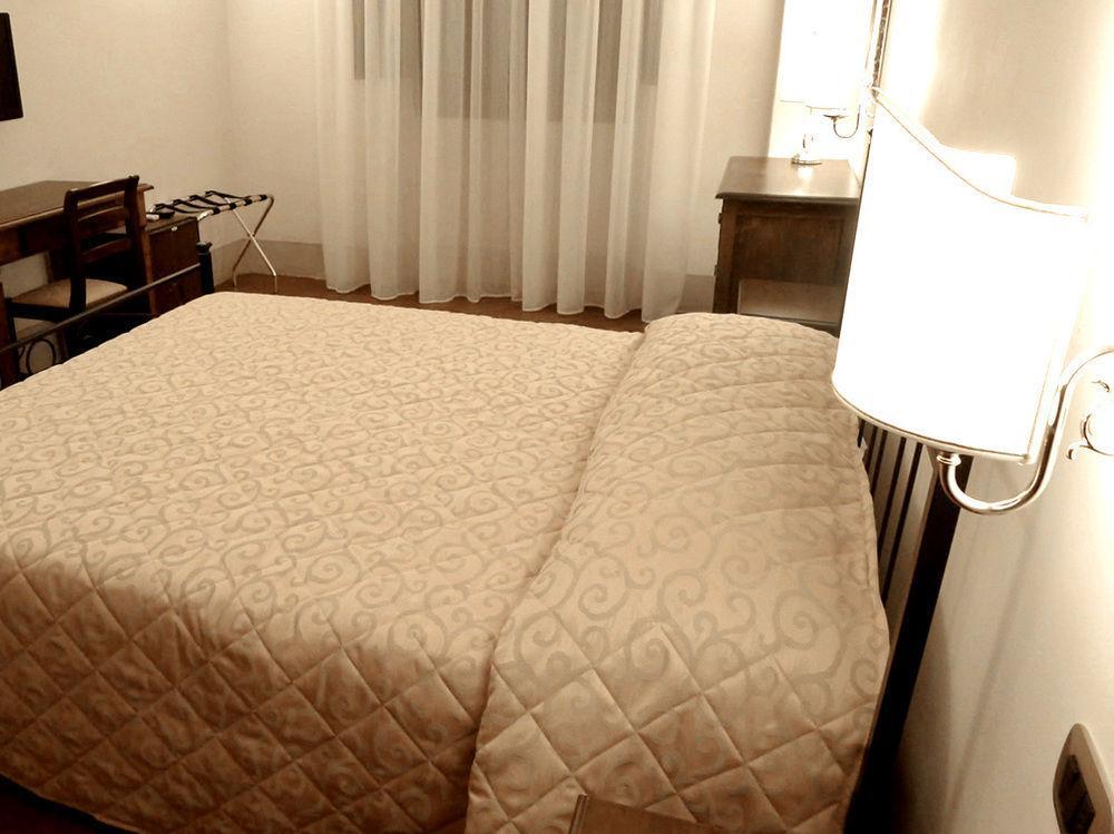 Maison Pitti Bed & Breakfast *