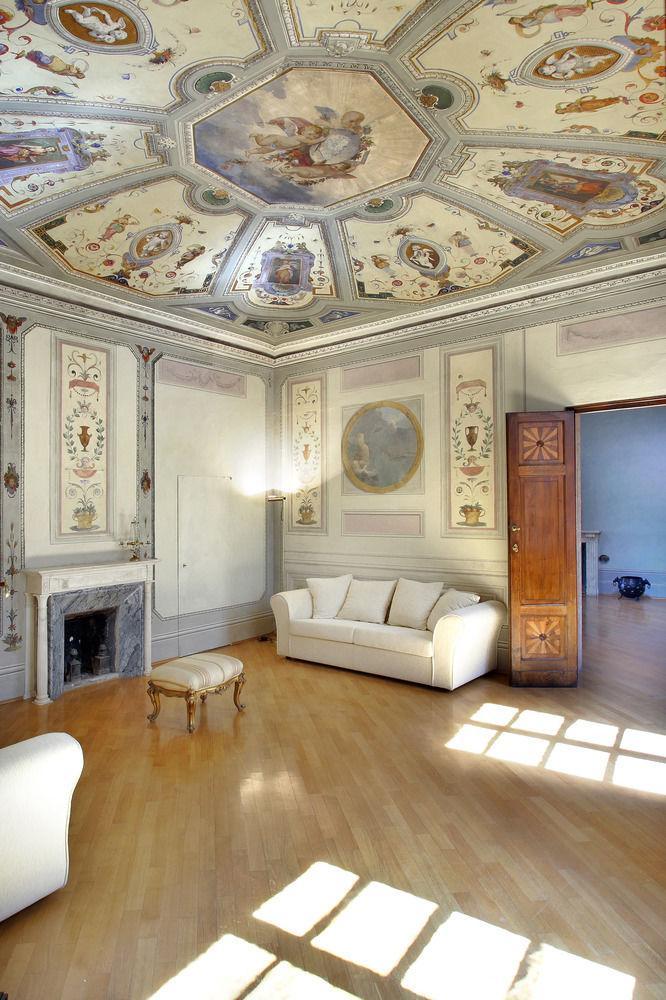 Palazzo Tolomei - Residenza D'epoca Bed & Breakfast Firenze