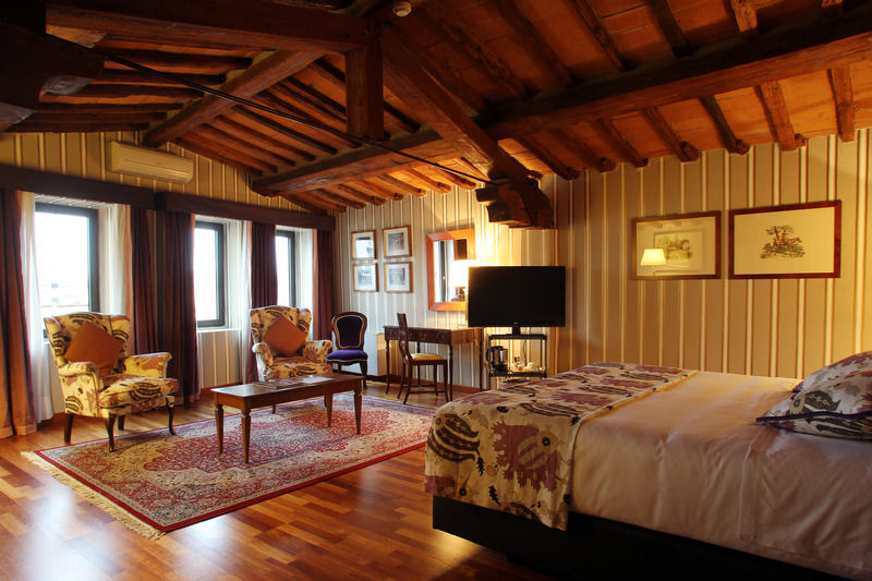 Hotel Mate Isabella 4*