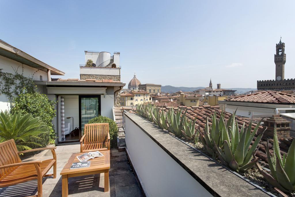 Gallery Art - Lungarno Collection Firenze