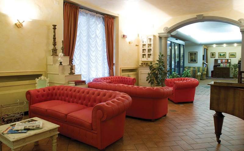 Alba Palace Hotel 3*