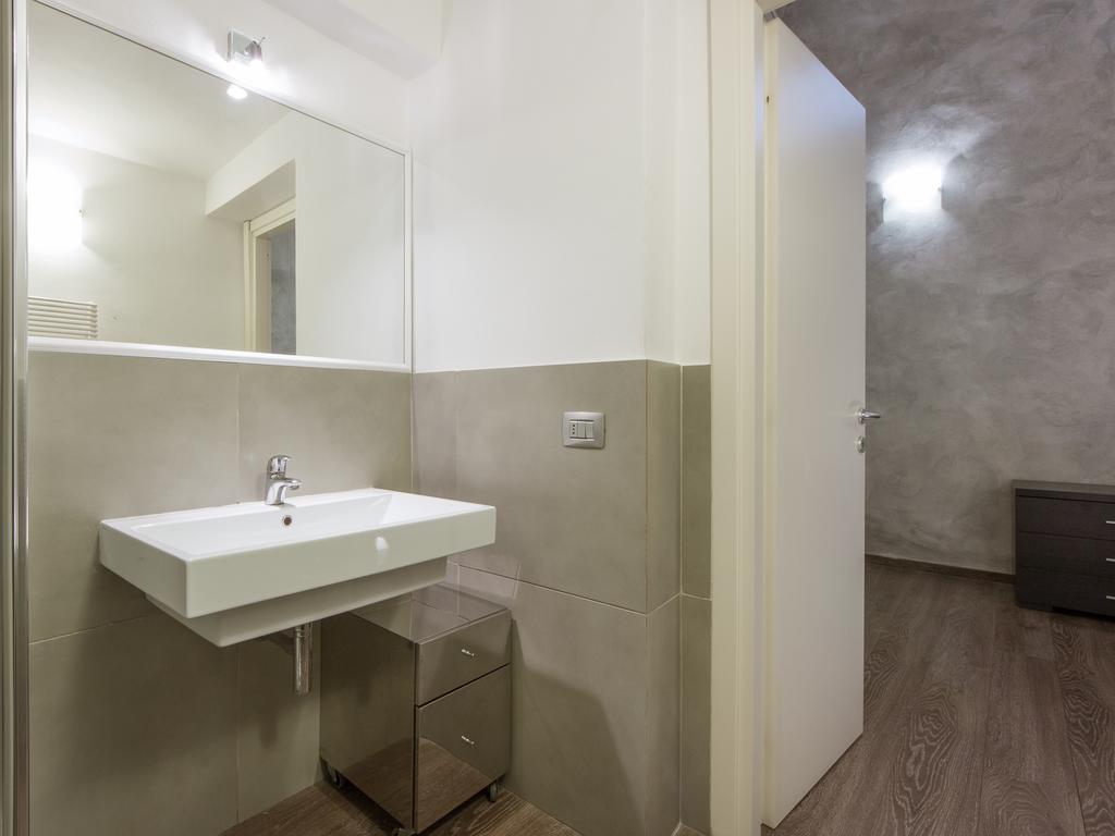 Piazza Pitti 2 Bedroom *