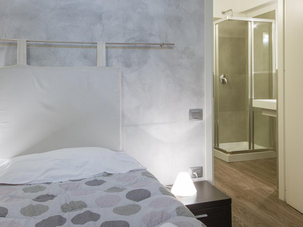 Piazza Pitti 2 Bedroom *