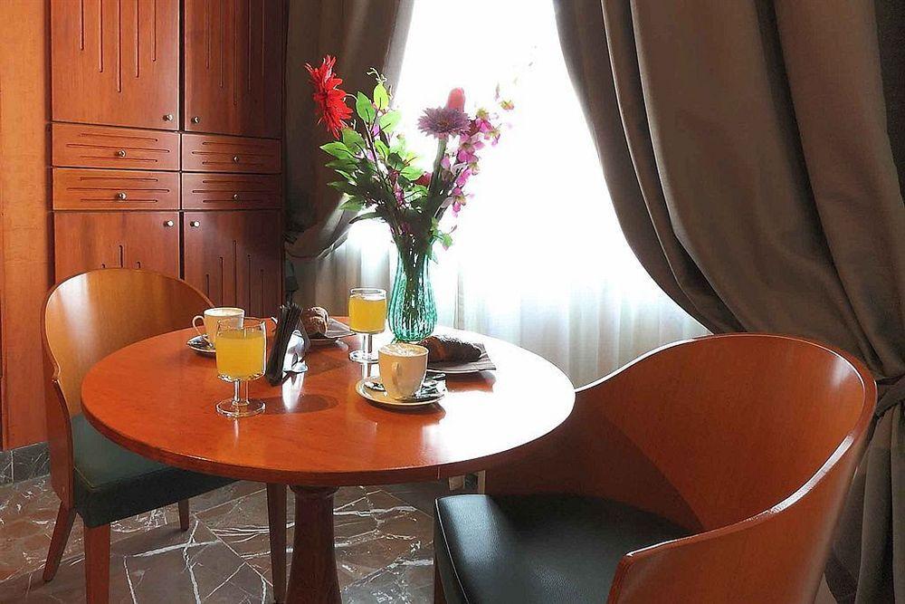 Arcadia Hotel 3*