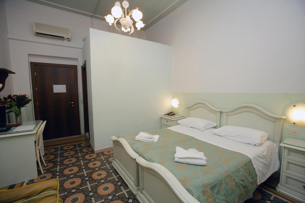 Desiree 3* Florença