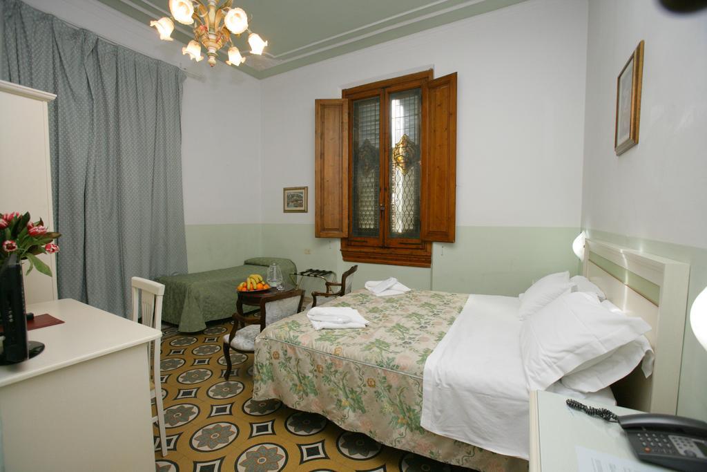 Desiree 3* Florença